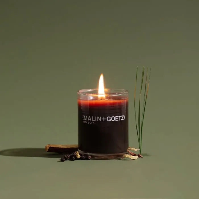 cannabis votive.